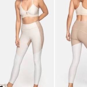 Outdoor voices 7/8 tri-tone leggings